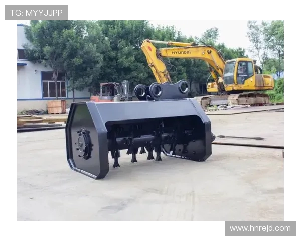 挖掘机割草机头林业应用